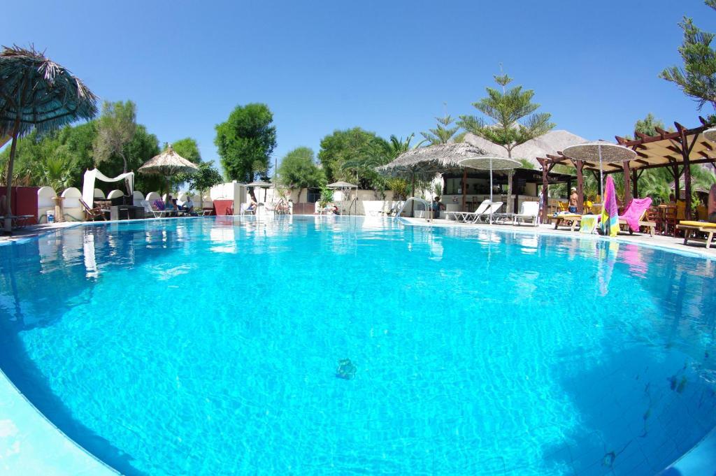 Hotel Rena เปริสซา ภายนอก รูปภาพ